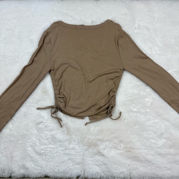 Forever 21 Long Sleeve Ribber Crop Top - Picture 6 of 6